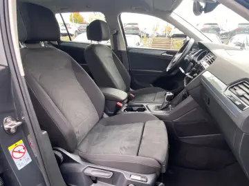 VW Tiguan 2.0 TDI DSG faruri  LED