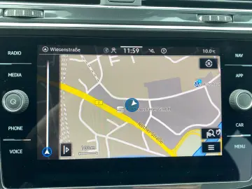 VW Tiguan 2.0 TDI DSG faruri  LED