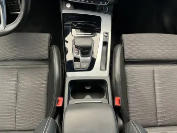 AUDI Q5 40 TDI quattro S line MAtrix 360  Kam. Navi