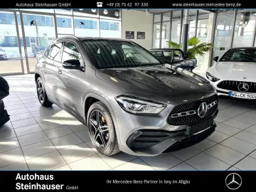 MERCEDES-BENZ GLA 200 d 4M AMG Panorama Night
