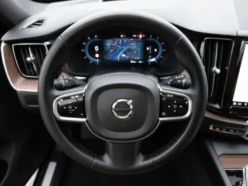 VOLVO XC60 B5 Ultimate Bright AWD