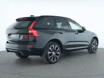 VOLVO XC60 Ultimate Dark Bowers & Wilkins Head-up Pano