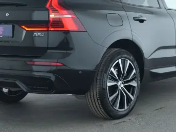 VOLVO XC60 Ultimate Dark Bowers & Wilkins Head-up Pano