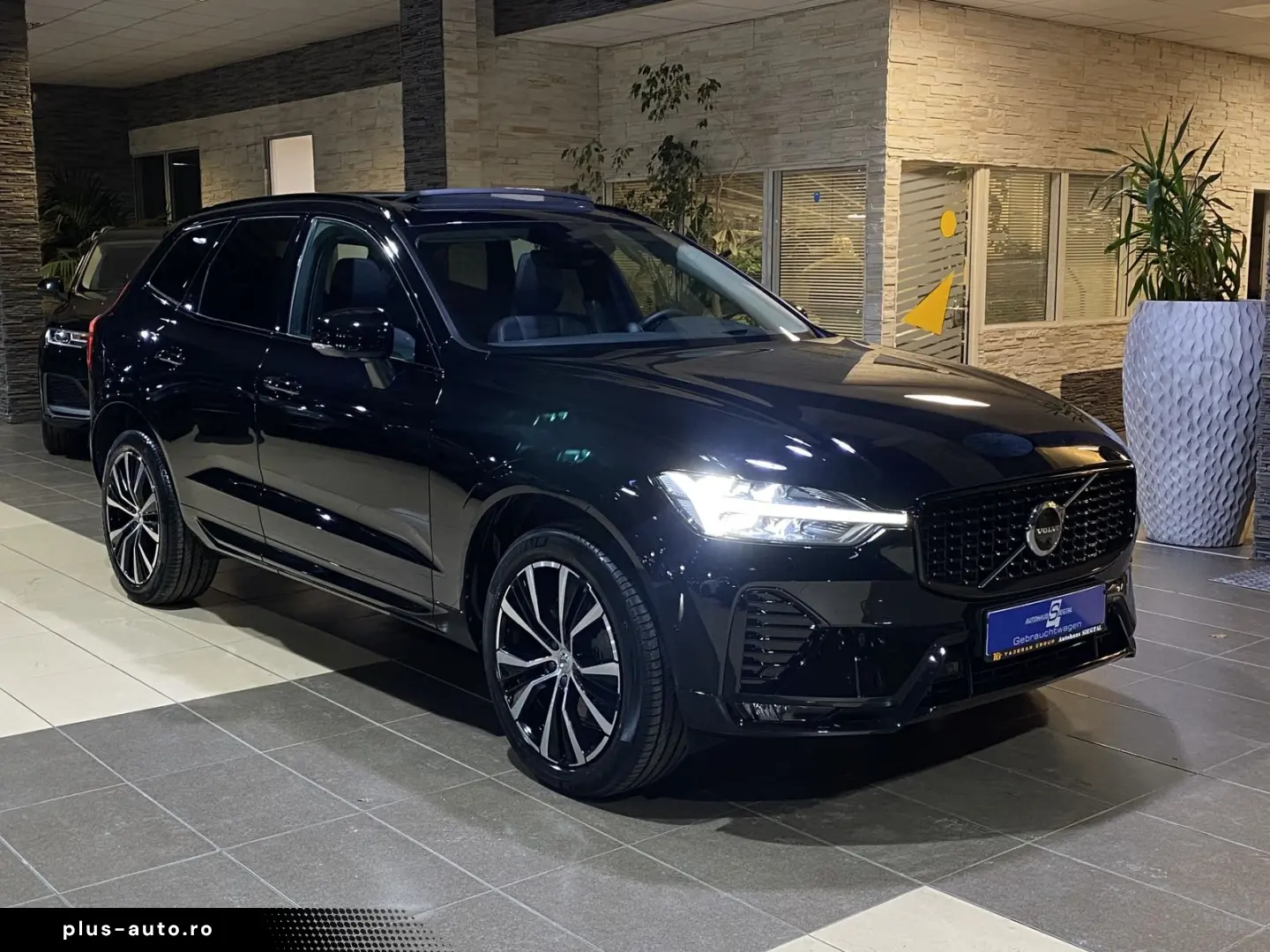 VOLVO XC60 Ultimate Dark AWD B&W 360Cam LED SHZ Pano