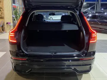 VOLVO XC60 Ultimate Dark AWD B&W 360Cam LED SHZ Pano