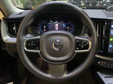 VOLVO XC60 Ultimate Dark AWD B&W 360Cam LED SHZ Pano