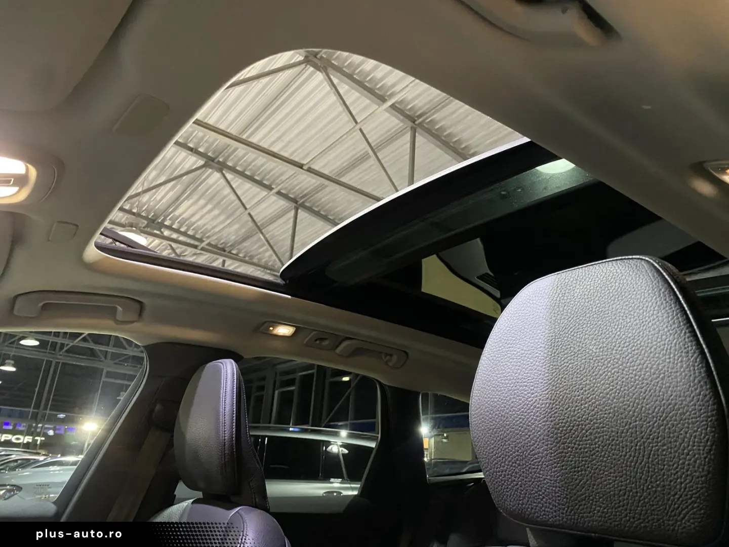 VOLVO XC60 Ultimate Dark AWD B&W 360Cam LED SHZ Pano