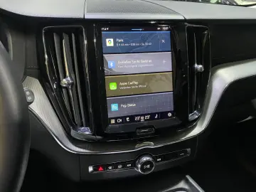 VOLVO XC60 Ultimate Dark AWD B&W 360Cam LED SHZ Pano