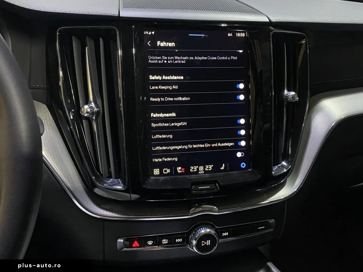 VOLVO XC60 Ultimate Dark AWD B&W 360Cam LED SHZ Pano