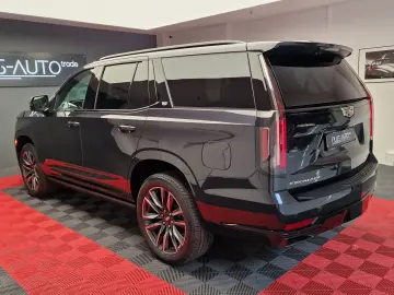 Cadillac Escalade Sport Platinum Short Version 6.2 V8 426hp