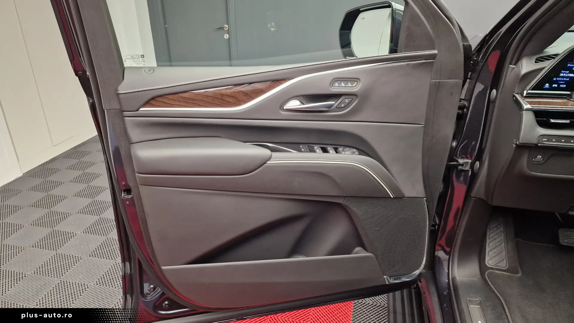 Cadillac Escalade Sport Platinum Short Version 6.2 V8 426hp