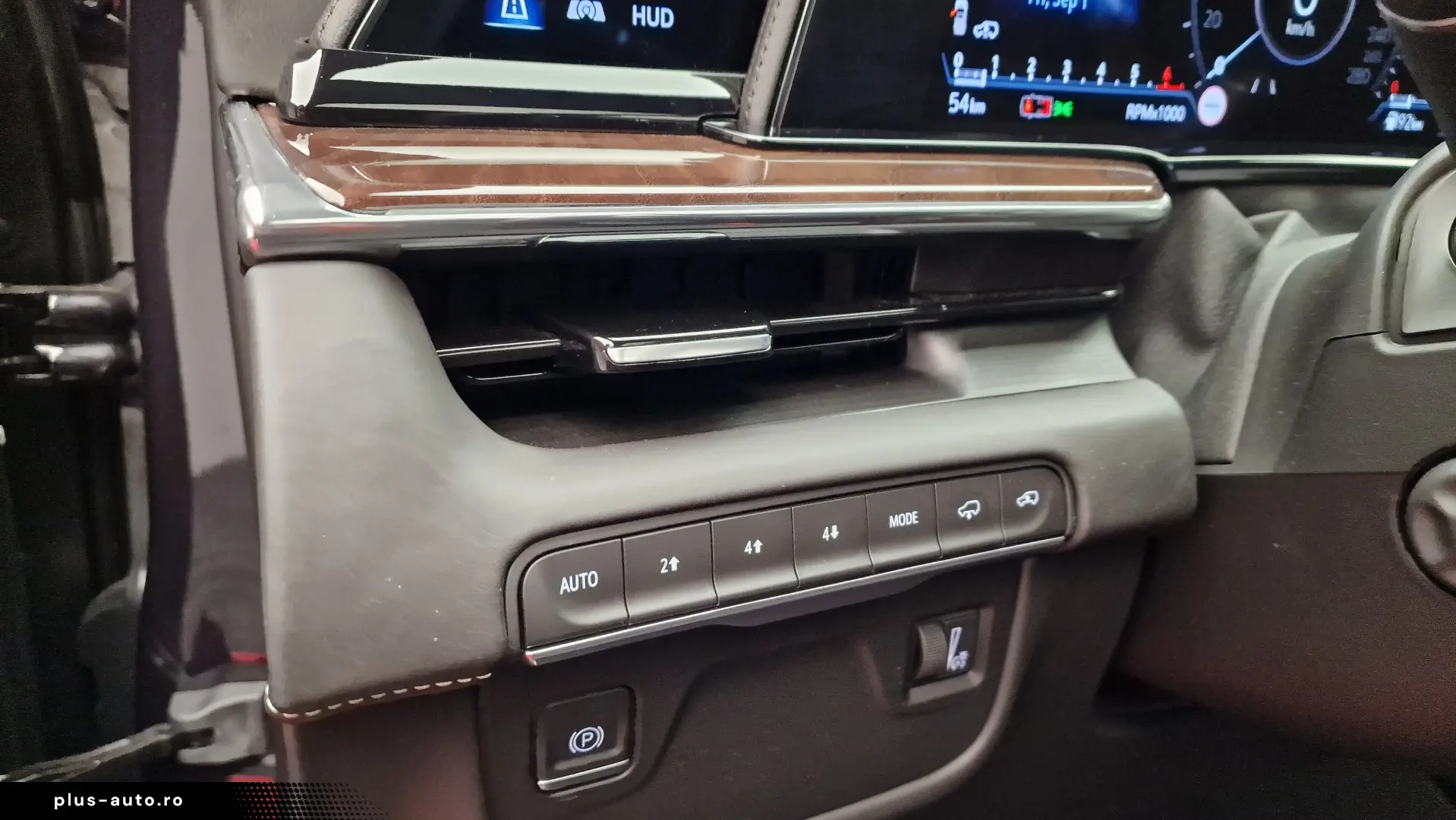 Cadillac Escalade Sport Platinum Short Version 6.2 V8 426hp