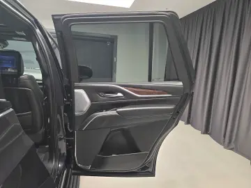 Cadillac Escalade Sport Platinum Short Version 6.2 V8 426hp