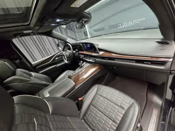 Cadillac Escalade Sport Platinum Short Version 6.2 V8 426hp