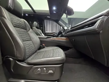 Cadillac Escalade Sport Platinum Short Version 6.2 V8 426hp