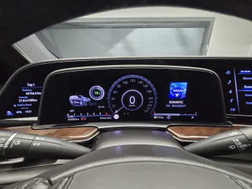 Cadillac Escalade Sport Platinum Short Version 6.2 V8 426hp