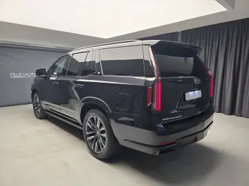 Cadillac Escalade Sport Platinum Short Version 6.2 V8 426hp