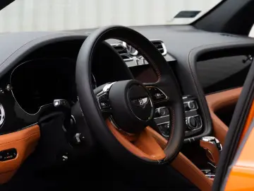 BENTLEY Bentayga S 4WD MASSAGE.MATRIX.ACC.AHK NEUZUSTAND