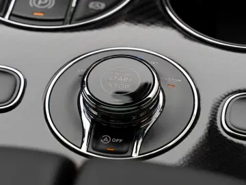 BENTLEY Bentayga S 4WD MASSAGE.MATRIX.ACC.AHK NEUZUSTAND