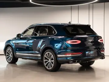 BENTLEY Bentayga 4.0 V8 Azure 4WD Autom.