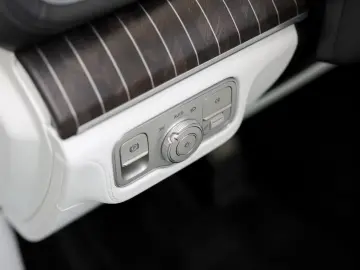 Mercedes-Benz GLS 600 Maybach   NIGHT   E-ACTIVE   2026