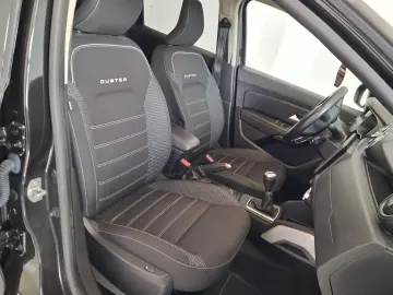 Dacia Duster 1.3 TCe 150 cp 4x4 Full