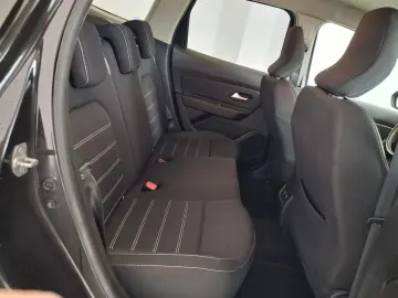 Dacia Duster 1.3 TCe 150 cp 4x4 Full