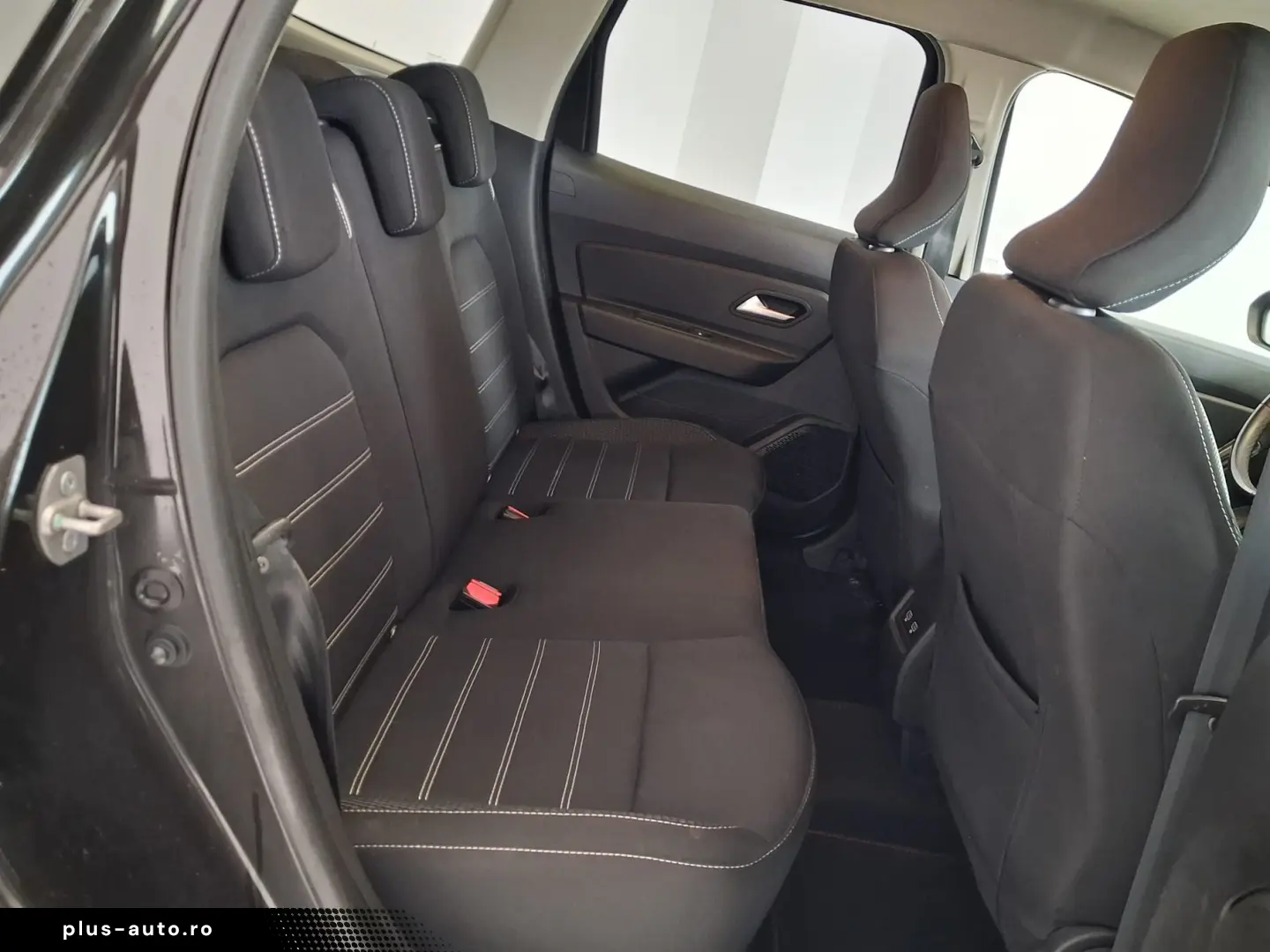 Dacia Duster 1.3 TCe 150 cp 4x4 Full