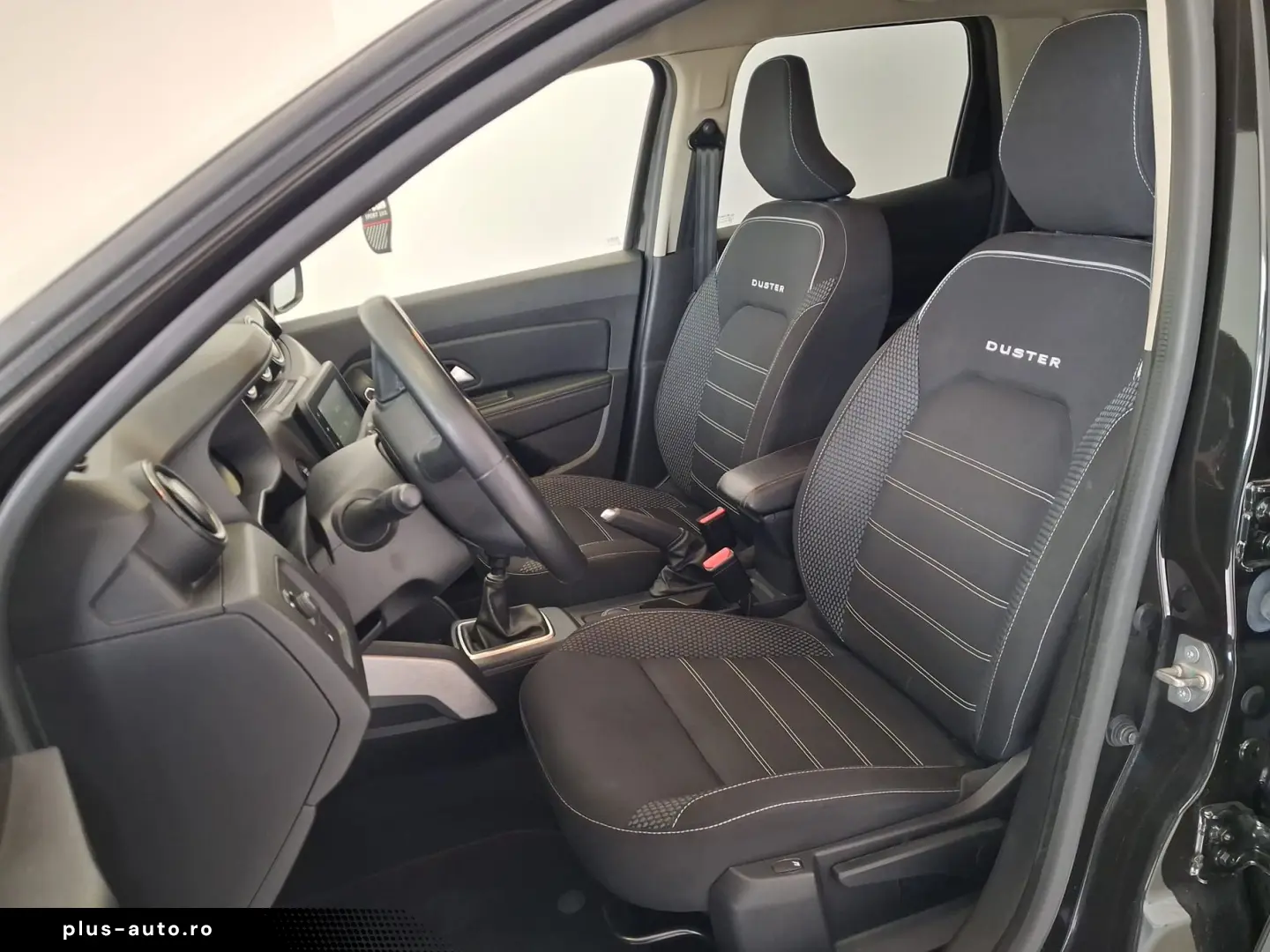 Dacia Duster 1.3 TCe 150 cp 4x4 Full