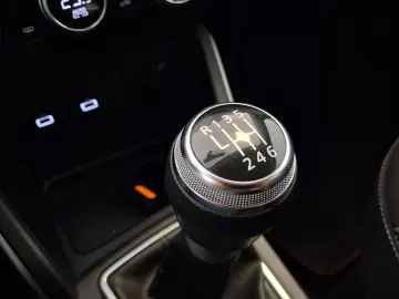 Dacia Duster 1.3 TCe 150 cp 4x4 Full