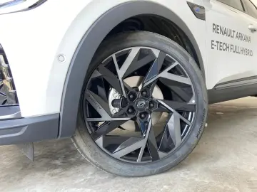 Renault Arkana 1.3 Mhev 160 EDC Esprit Alpine