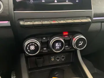 Renault Arkana 1.3 Mhev 160 EDC Esprit Alpine