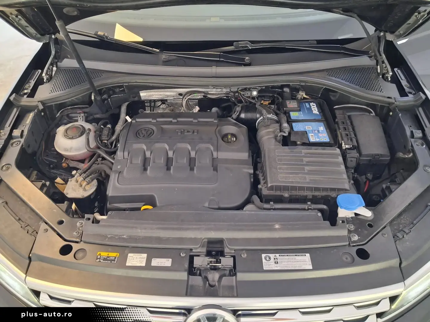 Volkswagen Tiguan Gen-Ii-2016