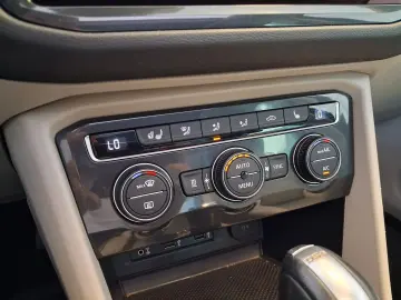 Volkswagen Tiguan Gen-Ii-2016