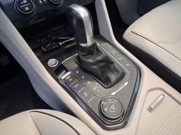 Volkswagen Tiguan Gen-Ii-2016