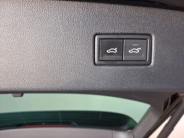 Volkswagen Tiguan Gen-Ii-2016