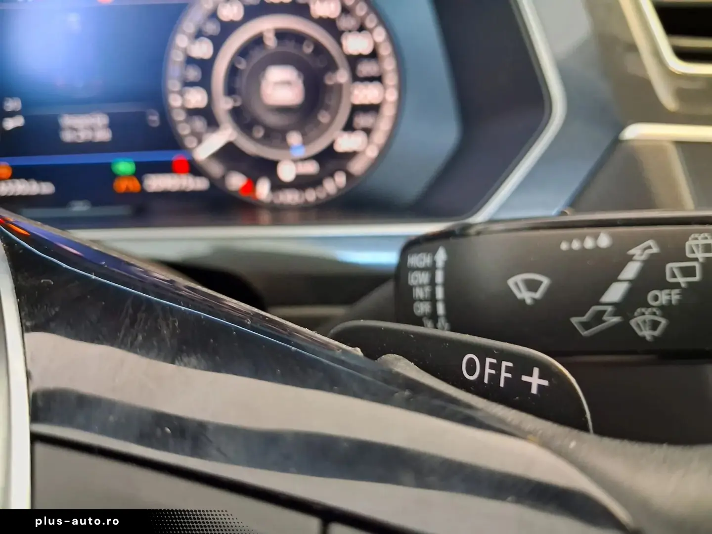 Volkswagen Tiguan Gen-Ii-2016