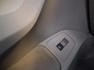 Volkswagen Tiguan Gen-Ii-2016