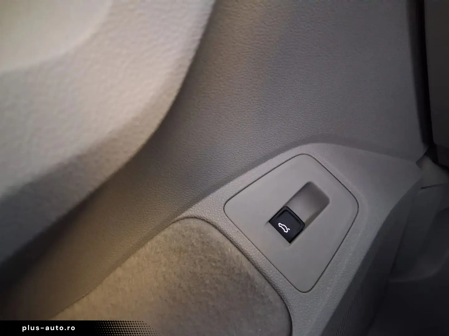 Volkswagen Tiguan Gen-Ii-2016