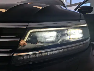 Volkswagen Tiguan Gen-Ii-2016