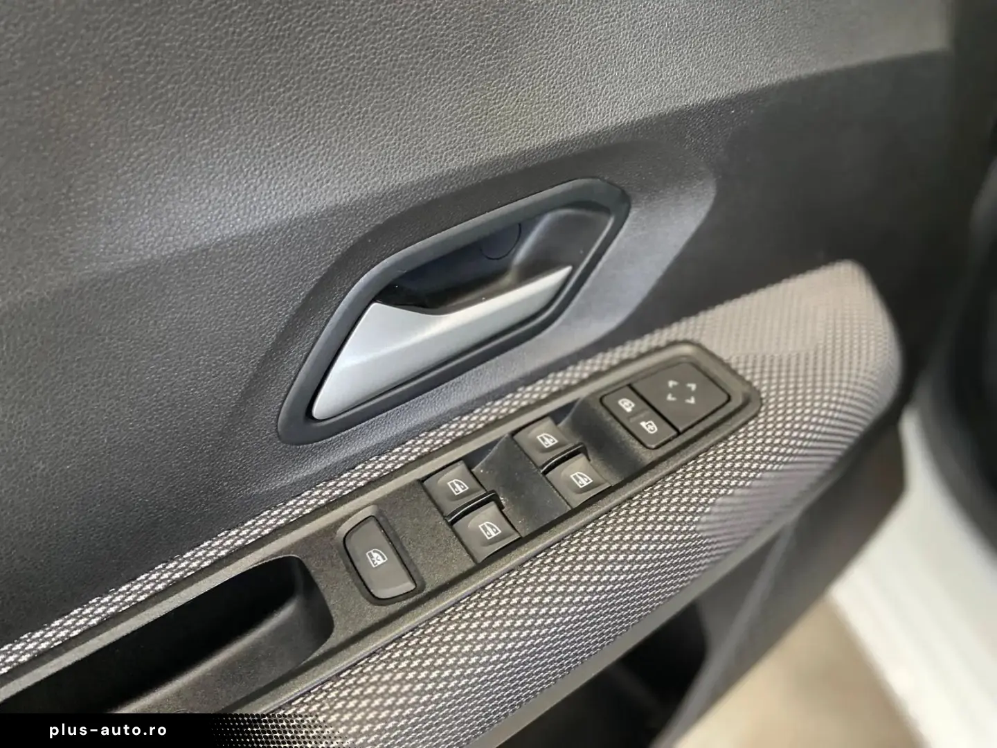 Dacia Logan 1.0 TCe 90 MT6 - TVA ded. 36000 km