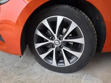 Renault Clio TCe 90 Intens