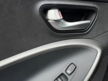 Hyundai Santa-Fe Gen-Iii-2013-2018