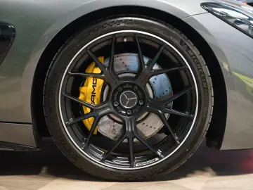 Mercedes-Benz AMG GT 63 AMG 4M  CARBON HUD