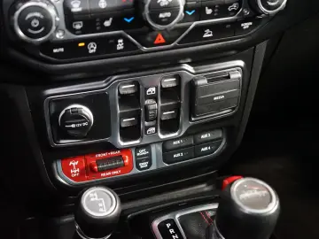 Jeep Gladiator RUBICON 3.6 V6 4X4 SPORT