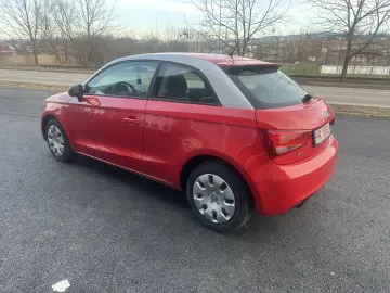 AUDI A1 1.2TFSI 86cp XENON