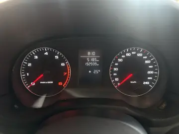 AUDI A1 1.2TFSI 86cp XENON