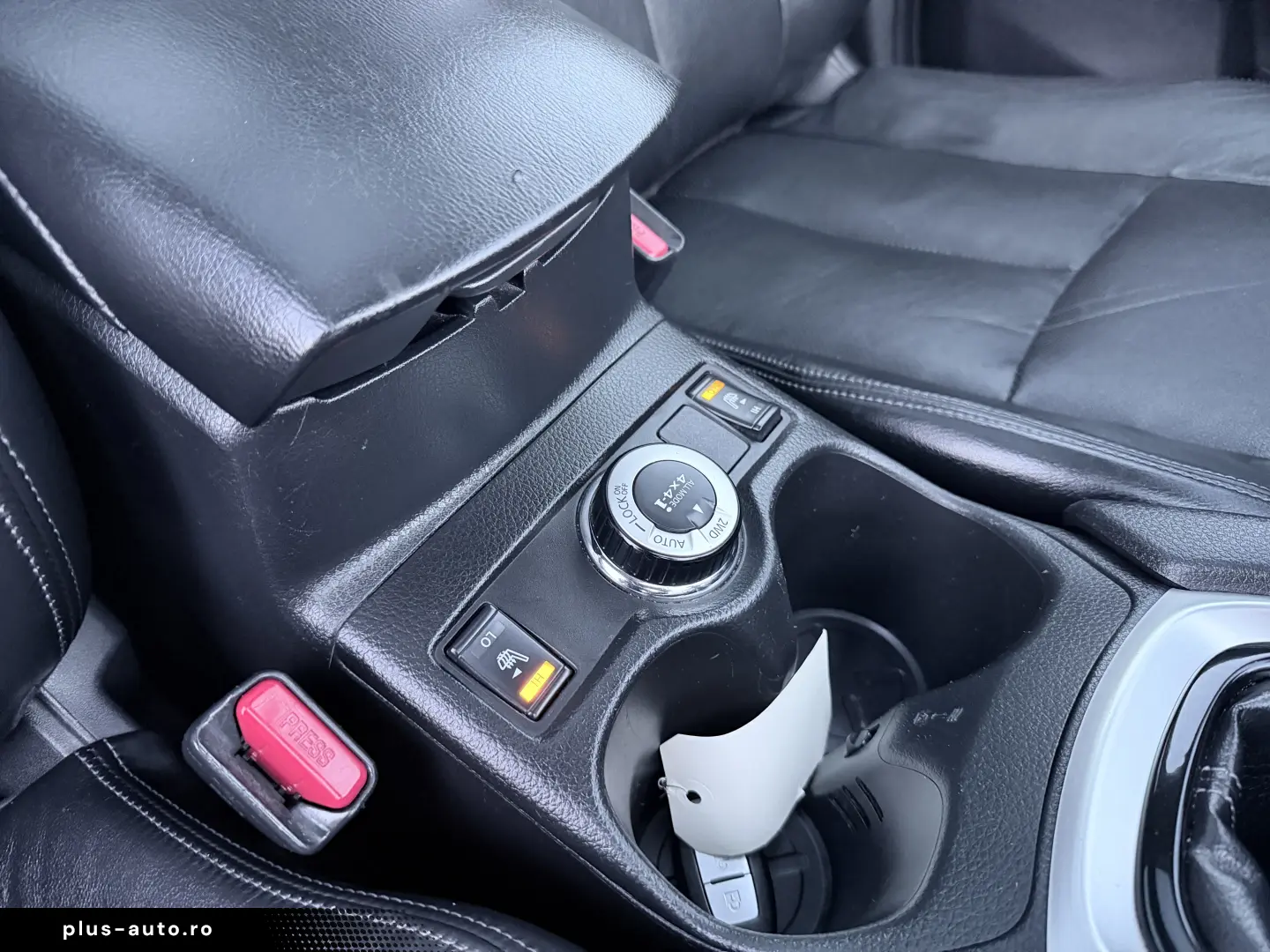 Nissan X-trail 4×4 7Locuri