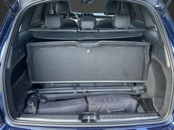 MERCEDES-BENZ GLC 300 de AMG LINE DESIGNO 4MATIC PAN&hellip;