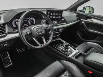 AUDI Q5 45 TFSI quattro Advanced S line Interieur Nav